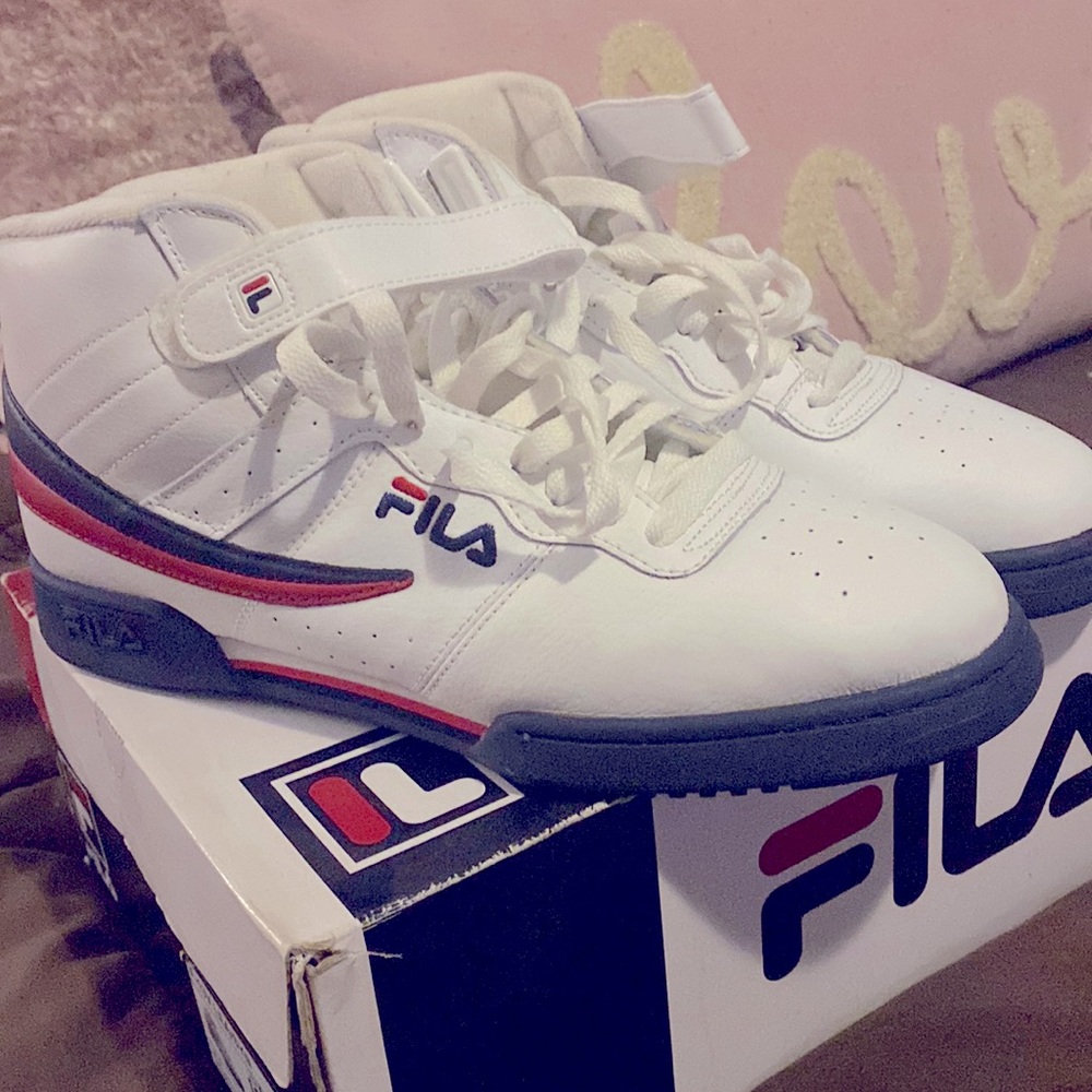 Mens retro Fila sneakers. Size 10 slightly worn